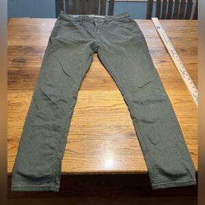 Banana Republic Olive Green Skinny Fit Traveler Pants Size 33x30